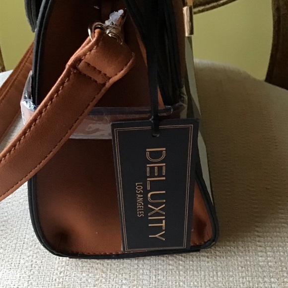 Deluxity shoulder Bag - Picture 10 of 11
